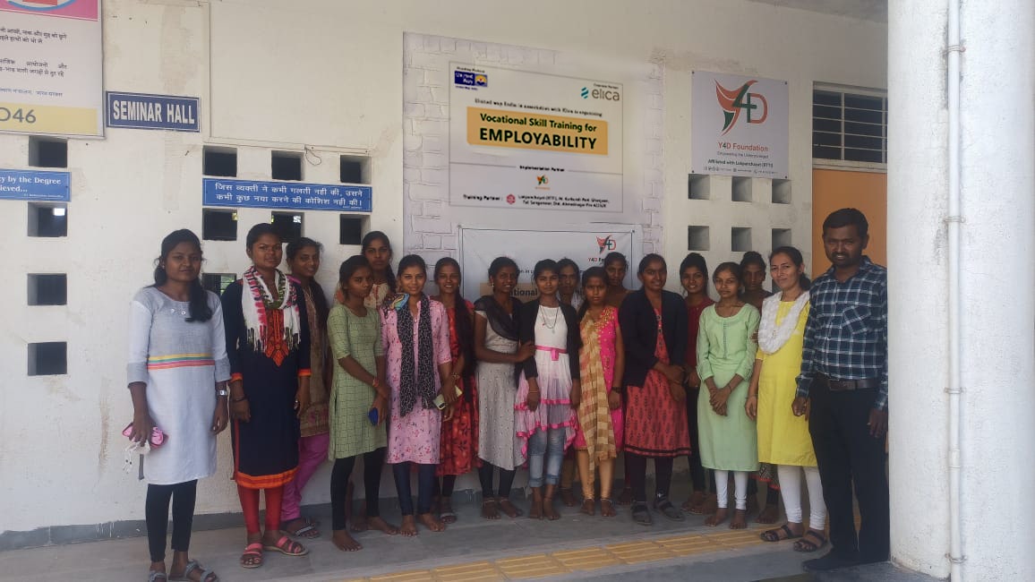 Tribal women beneficiaries of UW India’s skilling program for employability in Pune.